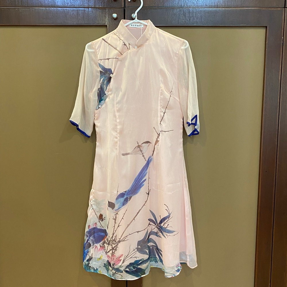 Classical Elegance Chinese Style Dress